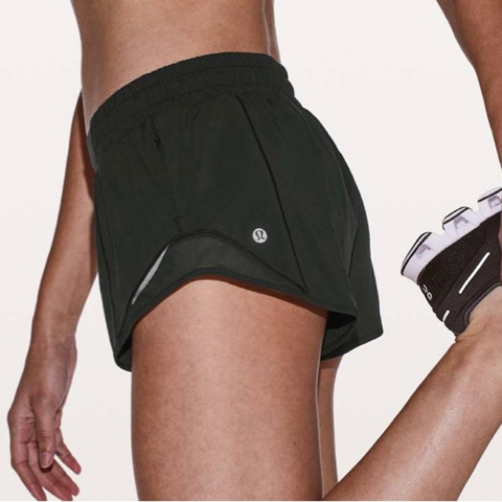 Lululemon Black 2.5” Hotty Hot Running Shorts